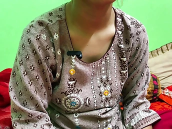 Desi Aunty gets romped distressed by will not hear of crazy neighbor's distressed shaft in all directions HD