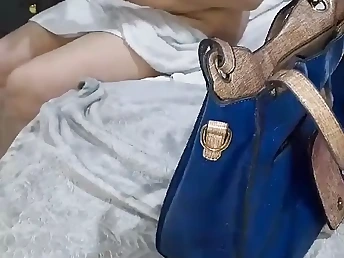 Desi & Steamy Cougar share theirizarre fetish for cunnilingus & doggy style romp