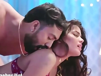 Desi Bhabhi gets her booty humped in homemade Indian xxx flick