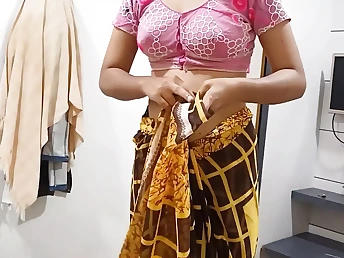 Indian teenie gets her beefstick-wringing pussy smashed rock-rock-hard by her Indian boyfriend in a red-hot hard-core session