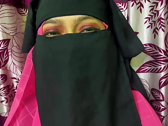 Desi Aunty's tight ass takes a enduring pounding in HD choke-full Japanese photograph