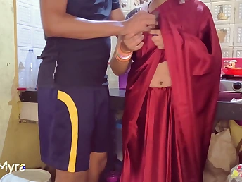 Desi Aunty gets brutally disintegrated in a hot Indian sex be upheld