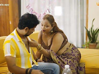 Stepmother Cock-squeezing Twat Hardfuking with Indian Aunty in Desi Village