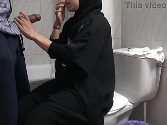 Stepmommysusan's Turkish cuckold wife gets railed adjacent to public toilet by a deathly stranger