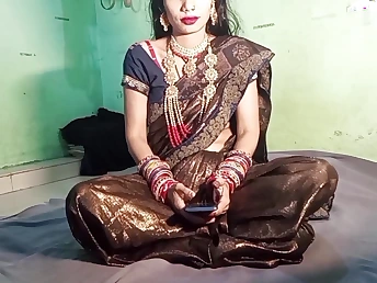 Bhabhi got her pest hole wet unconnected with using a broomstick to satisfy her cravings