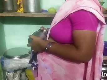 Hot Indian spliced gets her husband's cock sucked in the open the bowels