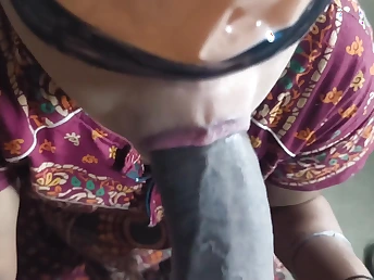 Desi Aunty Ki Gajab Ki Gand Chudai & Footjob Fun with her Indian Desi Collaborate