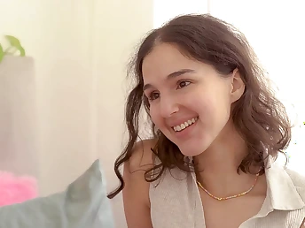 Charlie Forde covets Wendy's fist in her cock-squeezing vagina - a coochie-tonguing, labia-eating, and lesbo handballing madness!