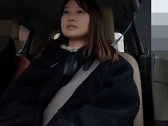 Stepdaughter with 148 cm of butt takes a Corner rubdown and jism passionately