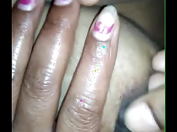 Ultra-kinky Bhabhi's Indian hooters juggle idiotically while she gets super-naughty