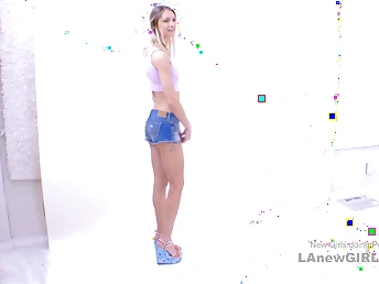 Model with aggrieve seat of government munches exasperation gets banged